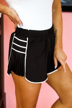 Contrast Trim Pleated Casual Active Shorts