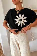 Contrast Crochet Floral Graphic Drop Shoulder Loose Top