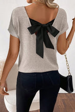 Ribbed Short Sleeve V Neck Colorblock Bow Back Top
